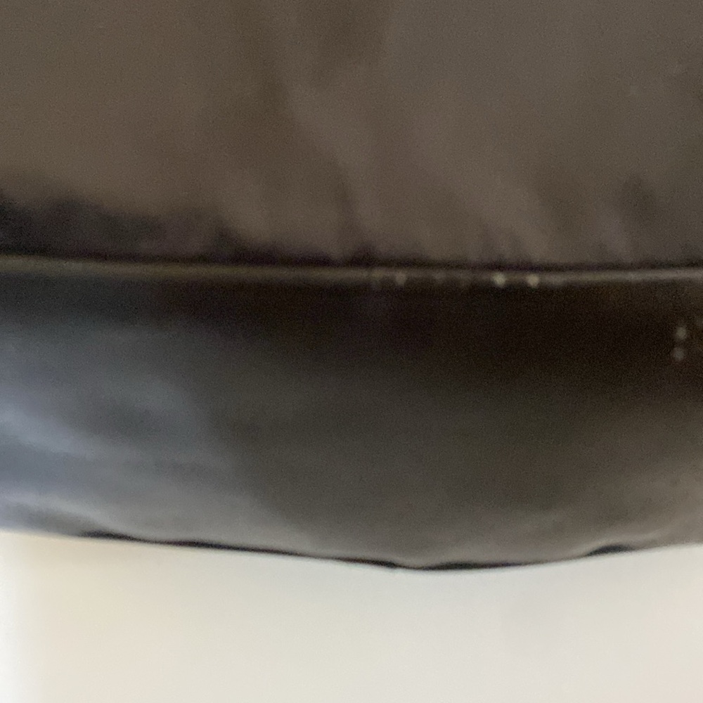 Prada overnight bag - Picture 5 of 16